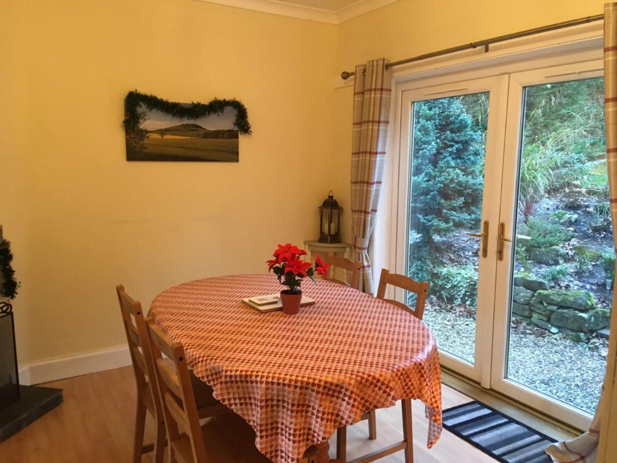 Herb Wood Cottage Hawick Extérieur photo